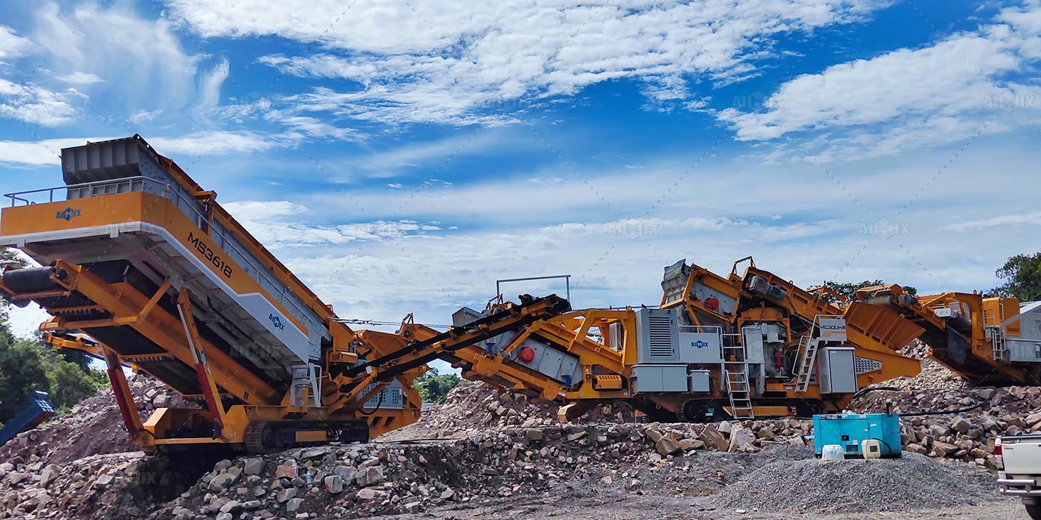 Mobile impact crushers