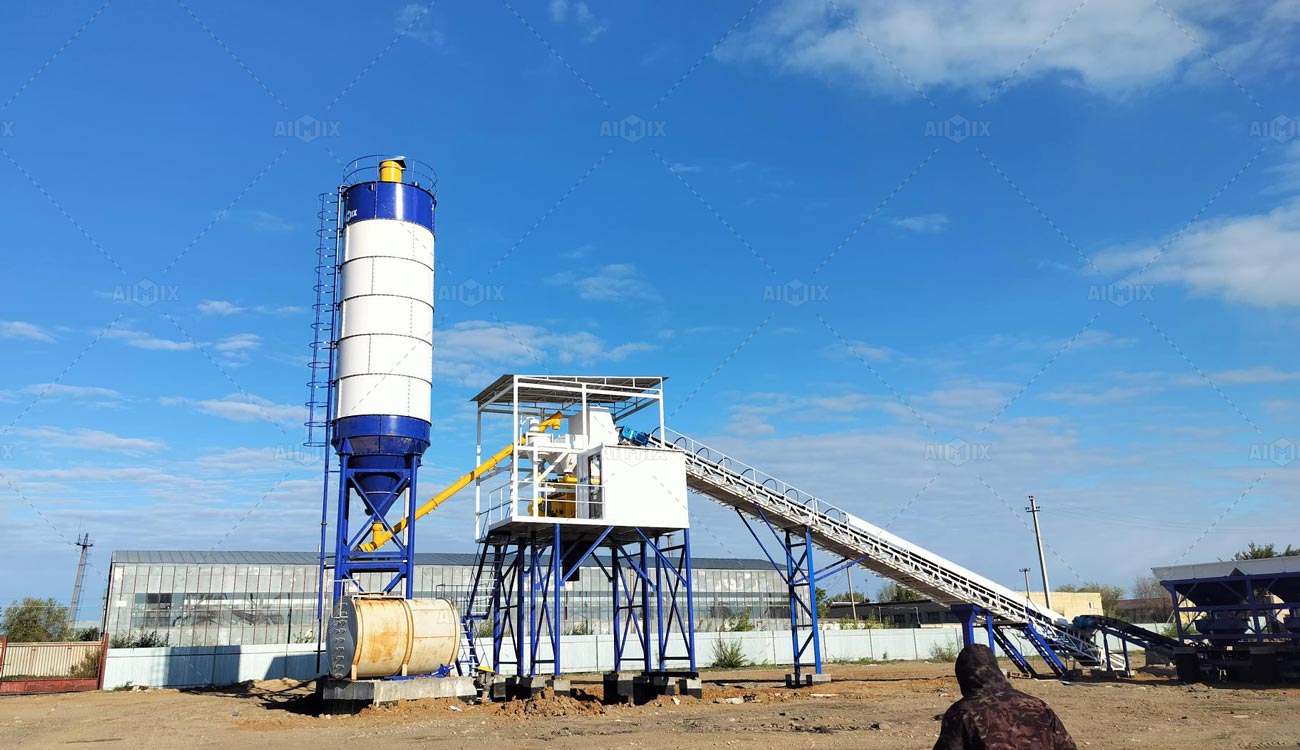 small concrete batch plant