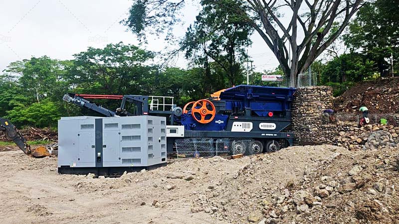Mobile Stone Crusher on Wheel in Honduras