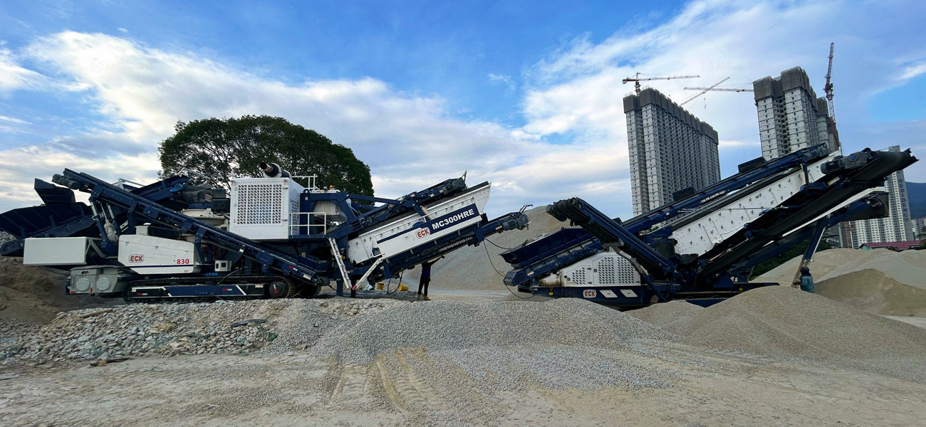 100-200tph crawler mounted mobile crusher Malaysia and Screener